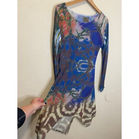 Tee's by Viviana G Y2K Boho Mesh Long Sleeve Handkerchief Hem Blue Printed Top M - Picture 9 of 11